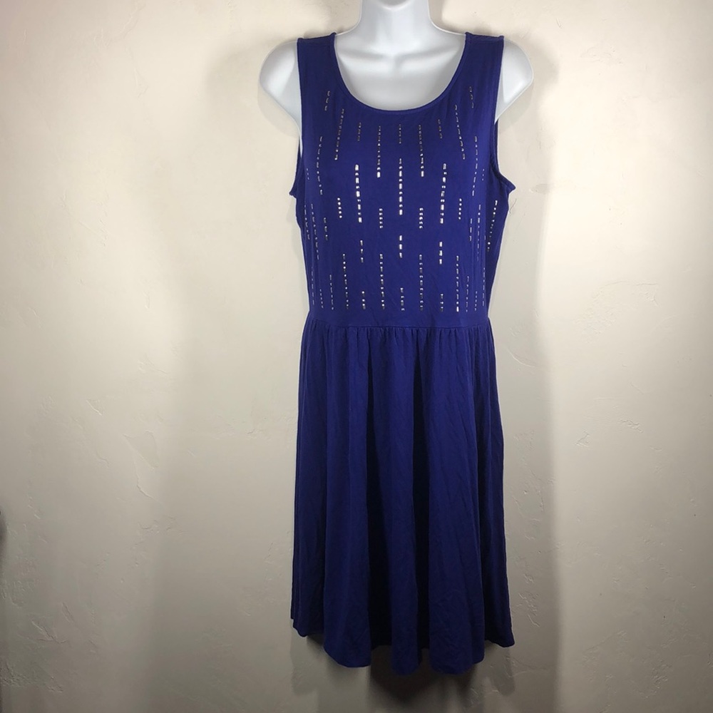 Apt 9 blue sleeveless dress size medium